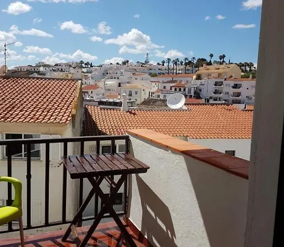 Casa Located Above Beach! 아파트 카르보에이루