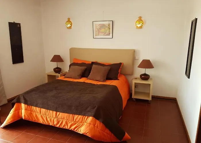 아파트 Casa Located Above Beach!