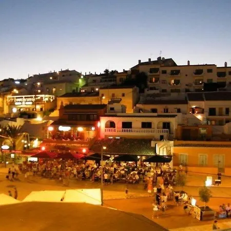 Casa Located Above Beach! Lejlighed